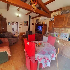 https://villa-le-thoronet.fr-provencehotel.com