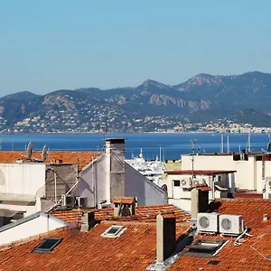 https://le-grand-hotel.fr-provencehotel.com
